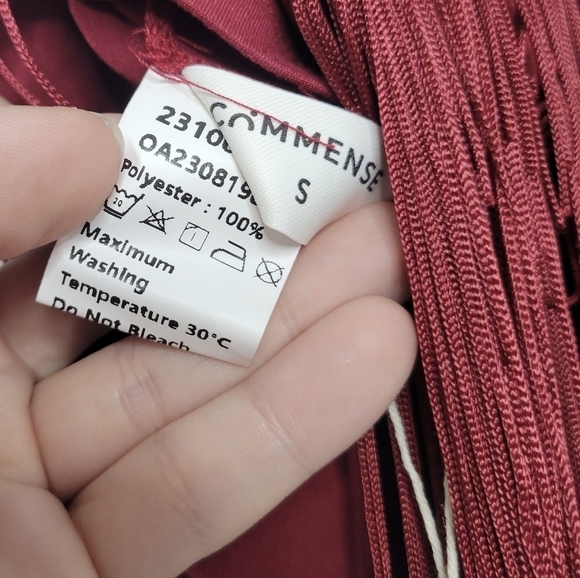 SOLD - NWT Commense Red Fringe Flapper-Style Open Back Sleeveless Short Dress - Picture 7 of 8